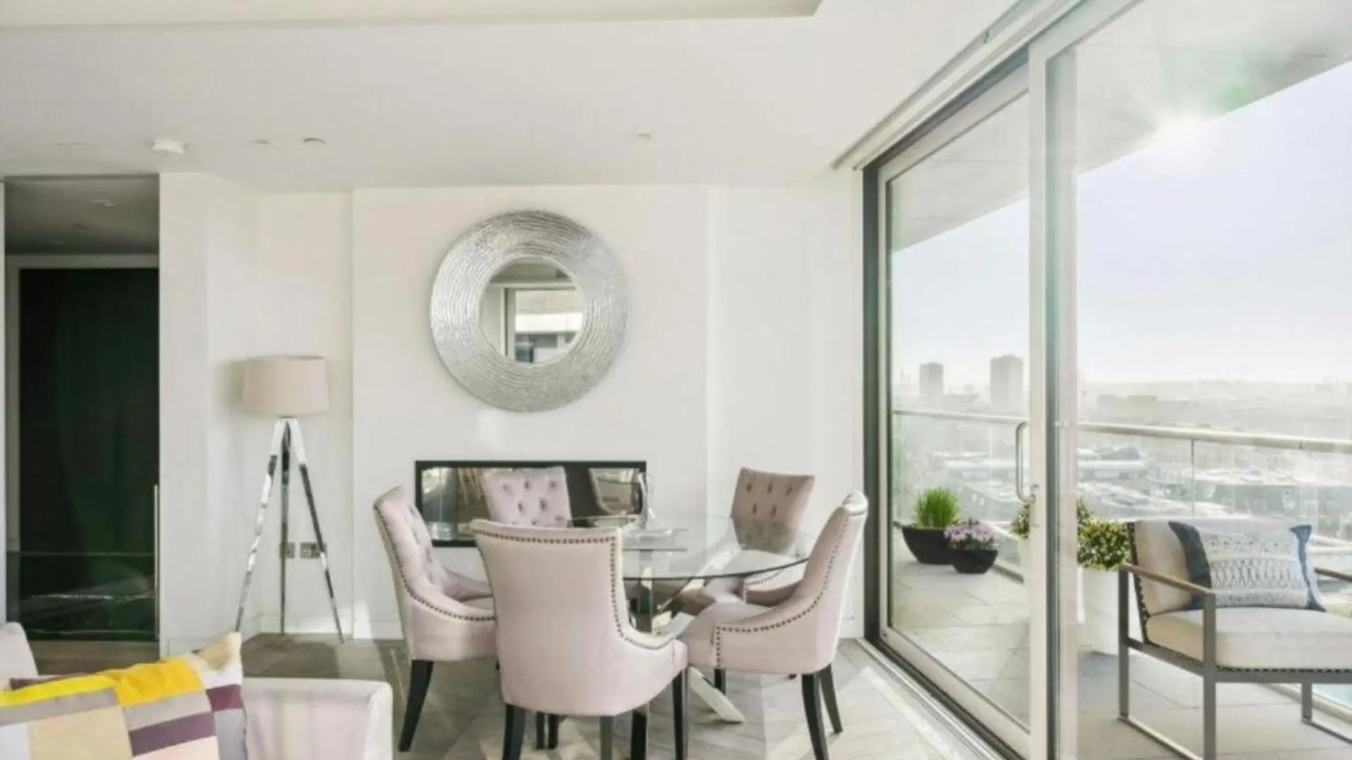 5 Million Pound Stunning Luxury Penthouse Tower Bridge Sleeps 8 Private Jacuzzi Apartman London
