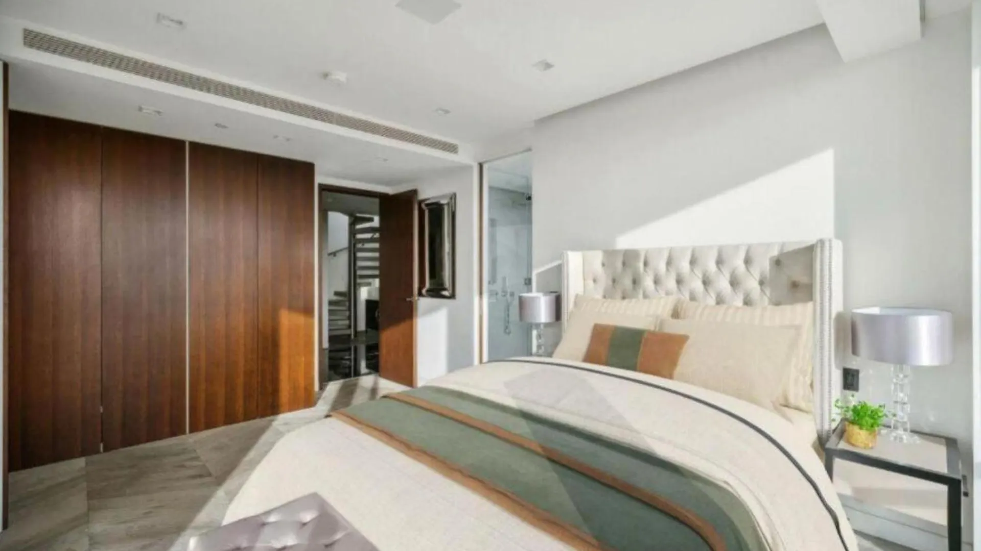 5 Million Pound Stunning Luxury Penthouse Tower Bridge Sleeps 8 Private Jacuzzi Apartamento Londres Reino Unido